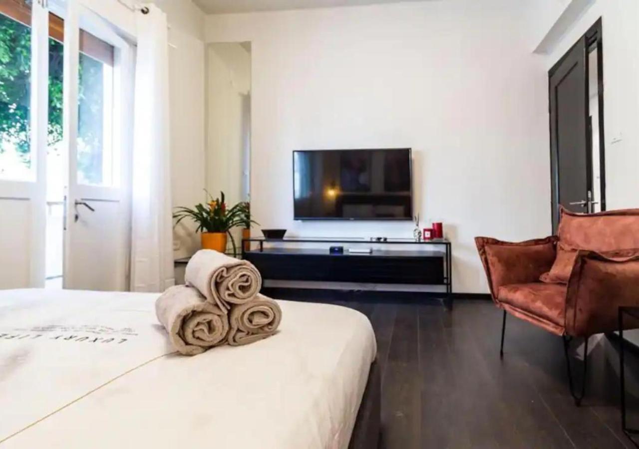 New! 2 Bd Premium Beach House W/Large Balcony Tel Aviv Exterior photo