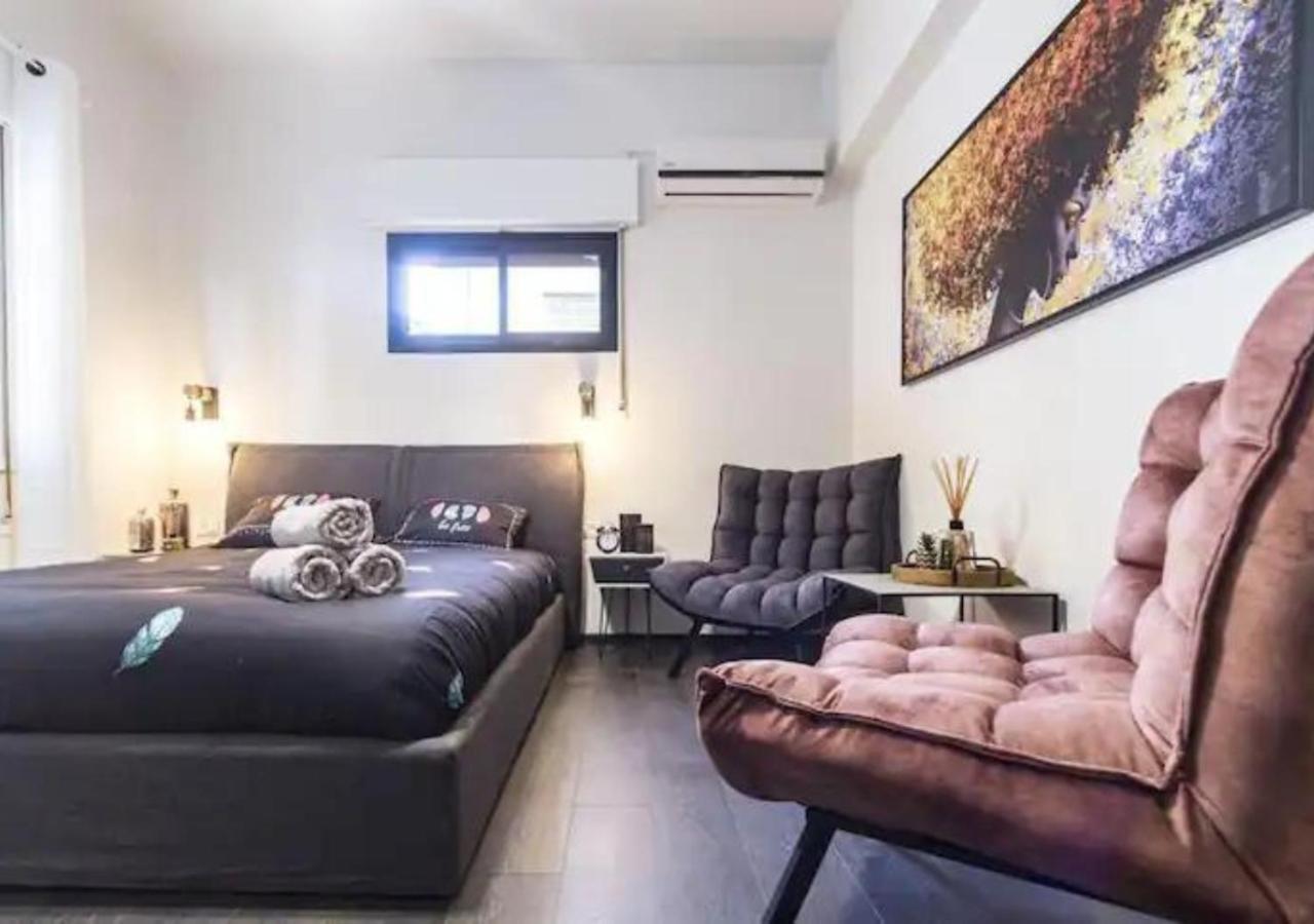 New! 2 Bd Premium Beach House W/Large Balcony Tel Aviv Exterior photo