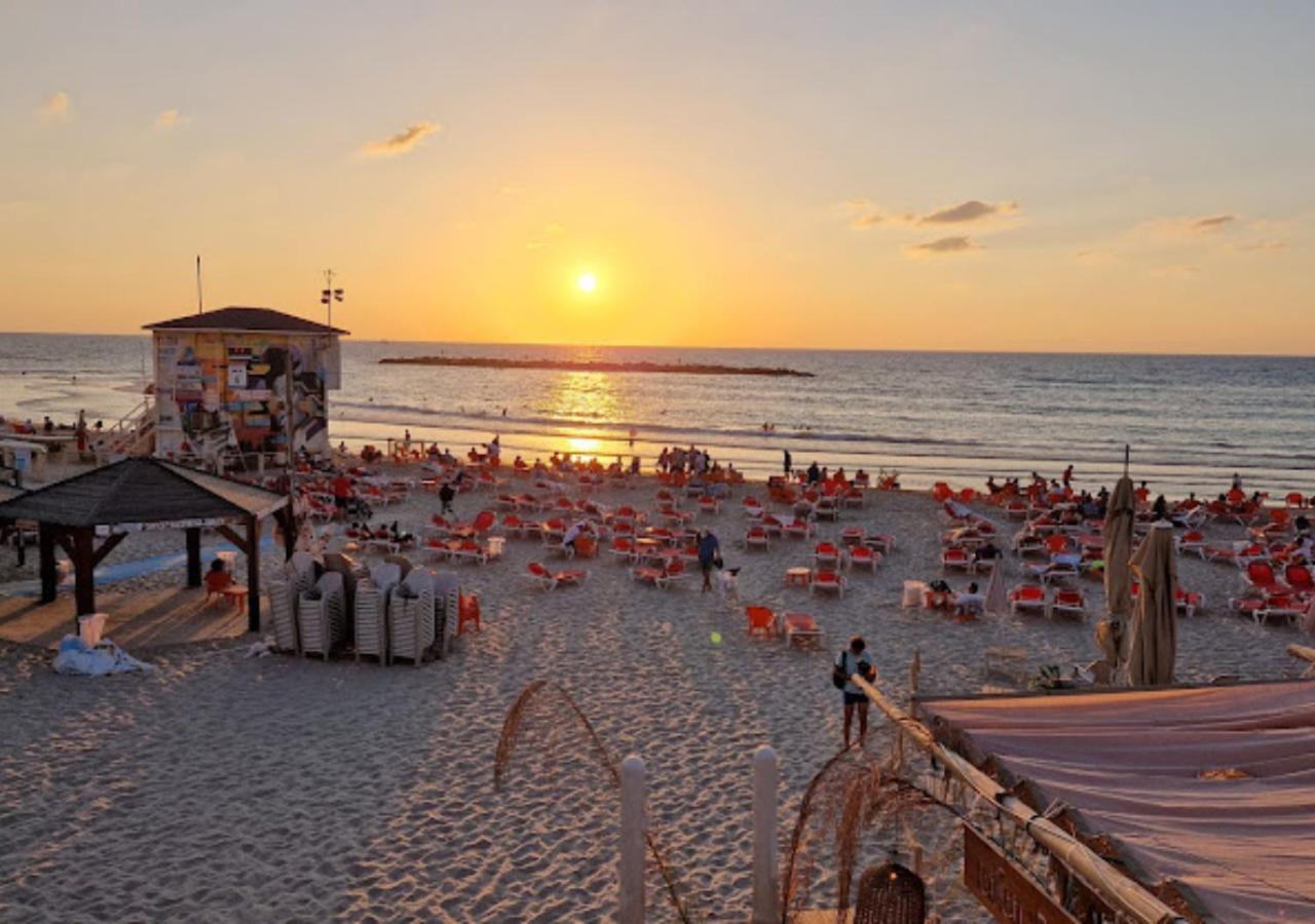New! 2 Bd Premium Beach House W/Large Balcony Tel Aviv Exterior photo